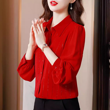 Fekete chiffon blúz strasszkövekkel, hosszú ujjú, polo galléros, egyszínű
