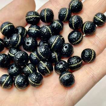 Fekete onix gyöngyök kalapált arany textúrával, kb. 10 mm, DIY buddhista mala ékszerek karkötőhöz és telefonhoz lánc