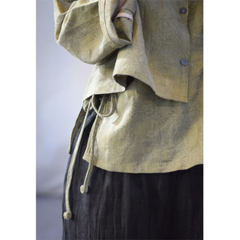 Női retro stílusú ing mosott lenből jacquard textúrával, belső húzózsinórral és külső elülső gombos plakkal, tavaszi dizájn, modell 23075