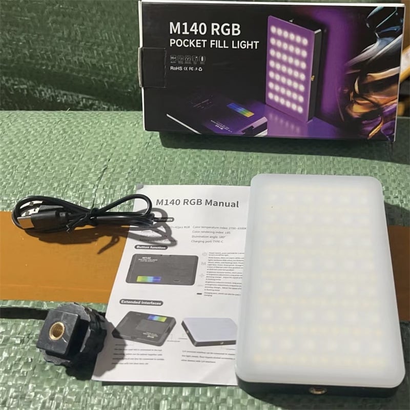 Επαναφορτιζόμενος RGB LED φωτισμός M140 για κάμερα – φορητό φως φωτογραφιών με τρεις θερμοκρασίες χρώματος