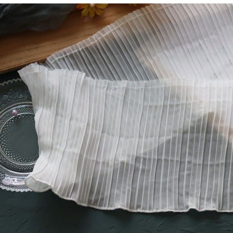 Dantelă albă din chiffon cu plisare, pentru haine, perdele și accesorii – decor DIY pentru tivuri de bluze și fuste.
