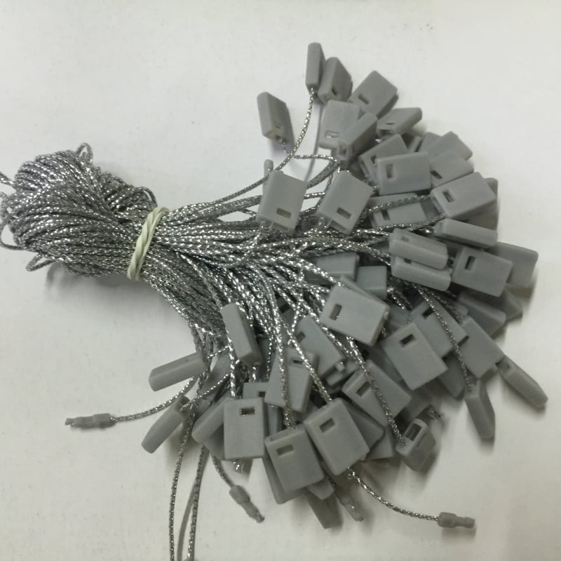 Függő gyöngyök, zsinór és címkék készlet ruházathoz és textilekhez