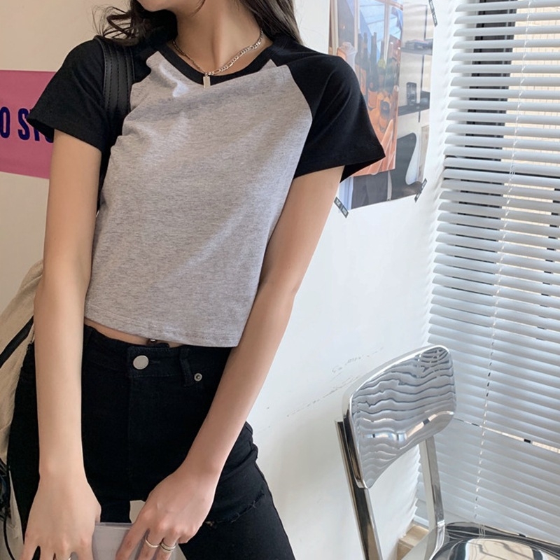 Női crop top színblokkokkal, koreai stílusban, magas derekú, rövid ujjú, nyár