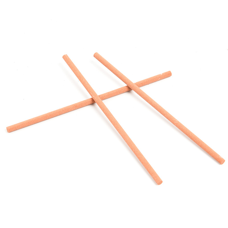 Fehér korund és vasoxid hengeres olajkő, átmérő 150 mm, hossz 6 mm