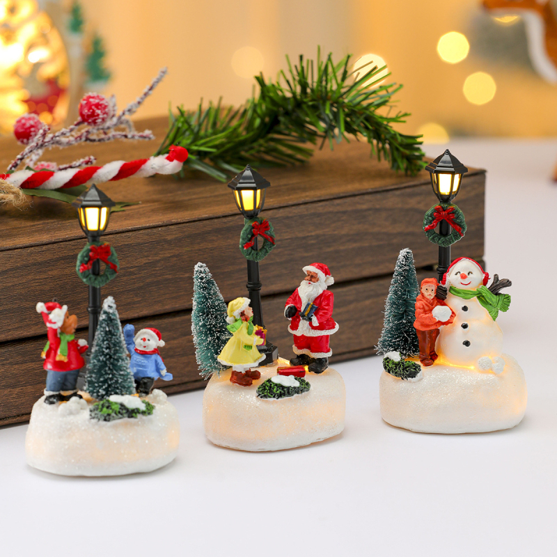 Fénnyel működő karácsonyi gyanta díszek: mini ház és utcai lámpa