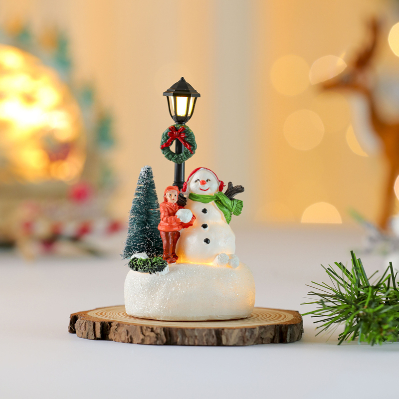 Fénnyel működő karácsonyi gyanta díszek: mini ház és utcai lámpa