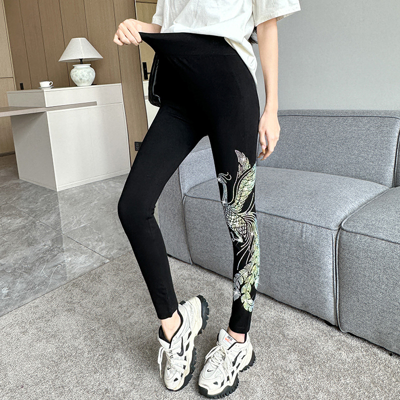 Colanți ușori din modal pentru femei, pentru primăvară, potriviți ca strat exterior, design cu dragon și fenix cu strass, lungime 3/4, croială slim.