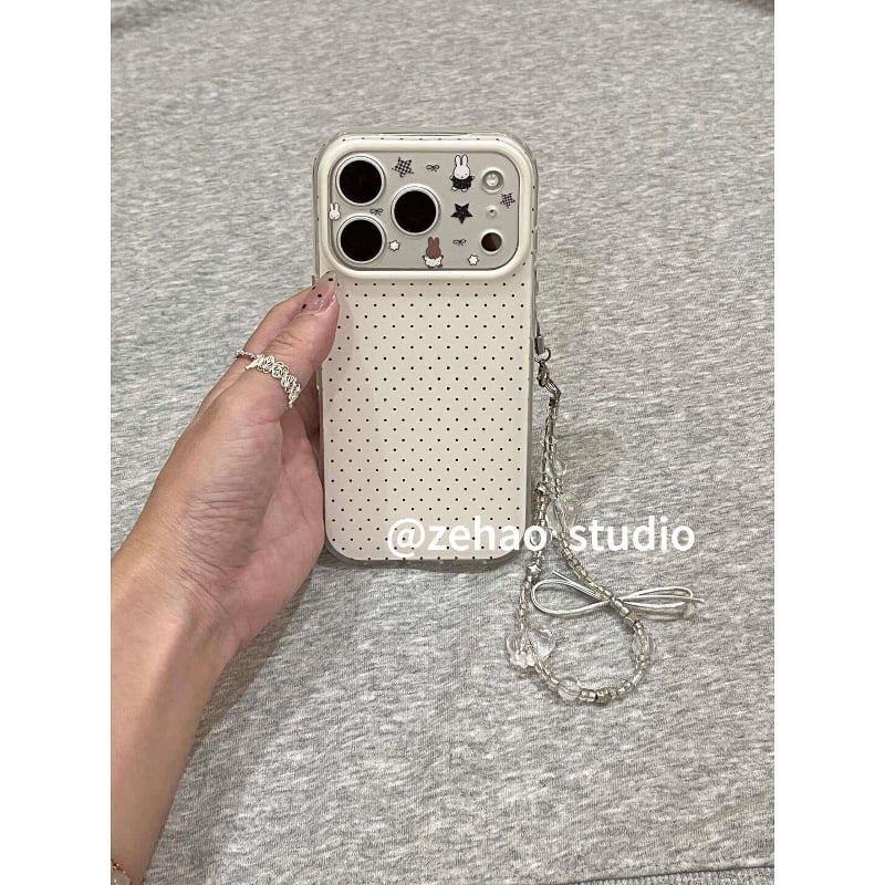 Θήκη iPhone 17 σε στυλ INS με το λαγουδάκι Miffy, διαφανής με πουά μοτίβο, πλήρης κάλυψη και ακριβείς τομές