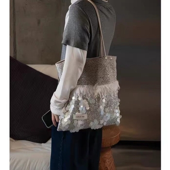 Chanel-stílusú flitteres fehér válltáska, nagy kapacitású, prémium niche dizájn, könnyű luxus canvas táska