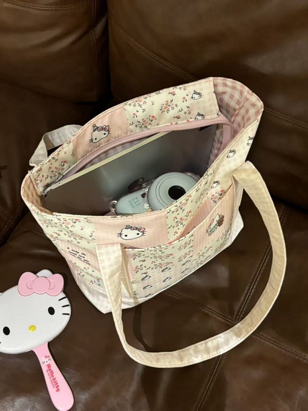 Koreai stílusú aranyos virágos patchwork válltáska macska motívummal, nőies és sokoldalú mindennapi táska
