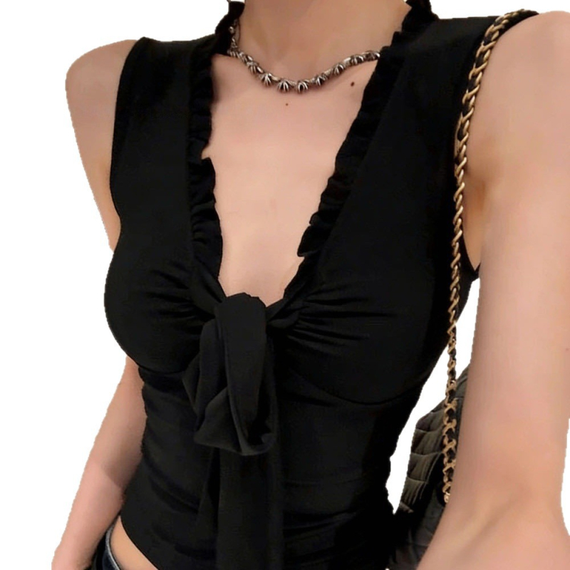 Női karcsúsított V-nyakú top pántokkal és fodros szegéllyel