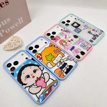 Divatos, könnyed érzetű telefontok karikatúra figurákkal, iPhone 17 Pro Max kompatibil, ütésálló védelem.