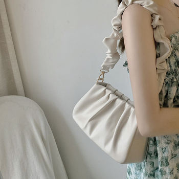 Yimaner női táska ivory színben pliszézett alkar táska, friss és édes stílus, PU bőr, horizontális négyszögletes forma, vállon vagy crossbody