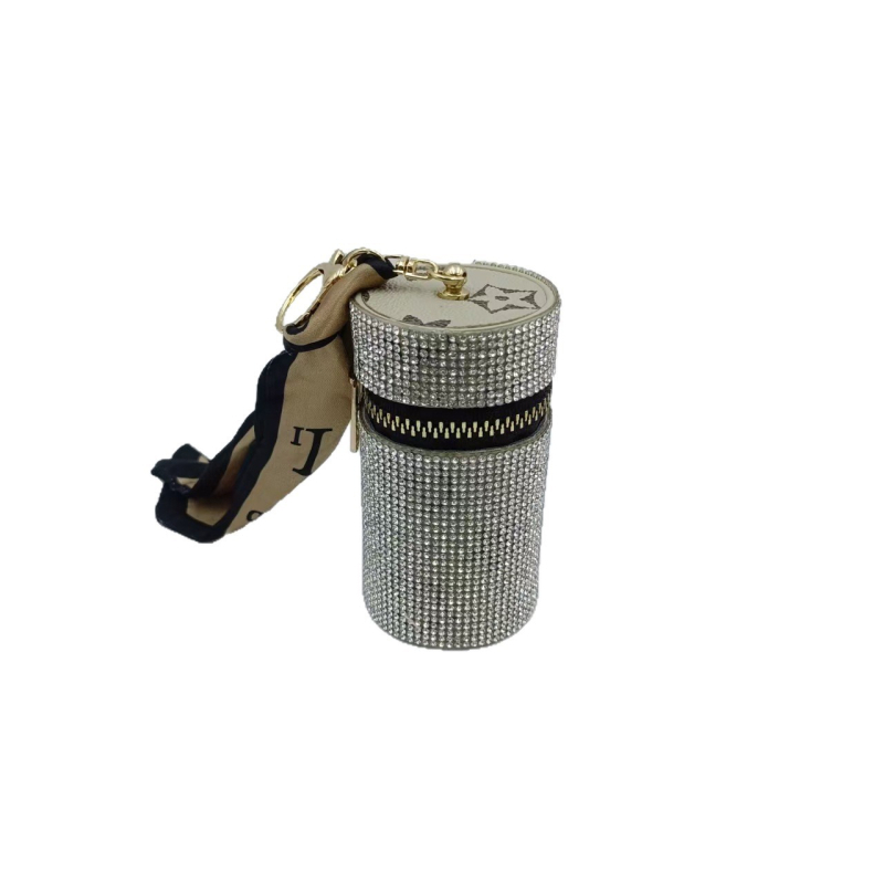 Portofel mini din piele cu diamanturi pentru ruj – design geometric