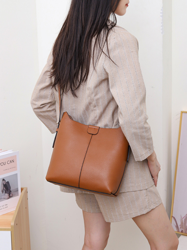 Női valódi bőrtáska – bucket bag, casual stílus, nagy kapacitás, crossbody