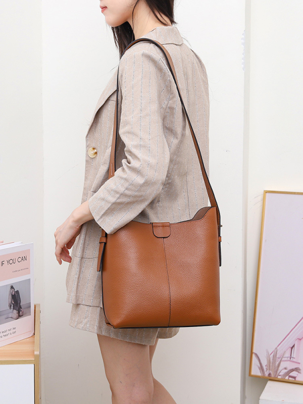 Női valódi bőrtáska – bucket bag, casual stílus, nagy kapacitás, crossbody