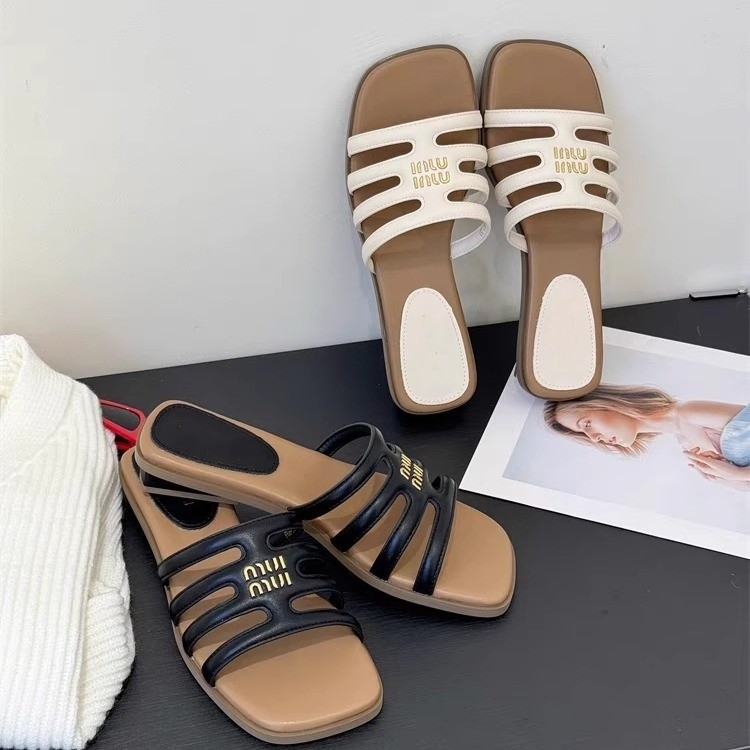 Sandale cu vârf pătrat, moderne și versatile, piele moale, talpă moale, vară 2026, slip-on