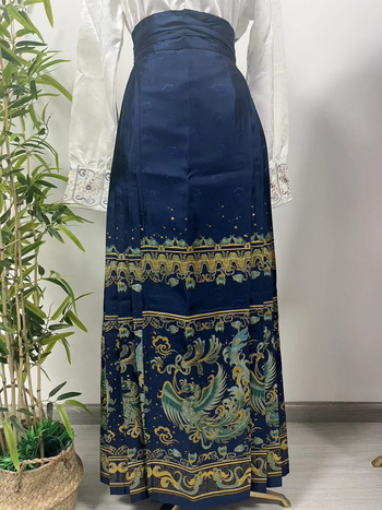 Hanfu φούστα με ζωικό μοτίβο σε jacquard ύφανση, βαμβακό-μίγμα υφάσματος, εμπνευσμένη από τη δυναστεία Μίνγκ, φθινόπωρο 2023