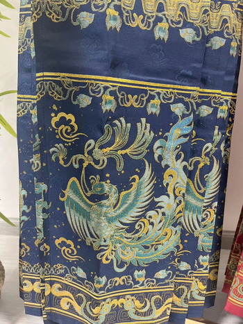 Hanfu φούστα με ζωικό μοτίβο σε jacquard ύφανση, βαμβακό-μίγμα υφάσματος, εμπνευσμένη από τη δυναστεία Μίνγκ, φθινόπωρο 2023