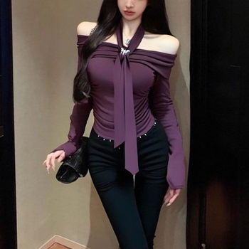 Női hosszú ujjú off-shoulder felső nyakpánttal, lilaszínű, deréktól szorítva, cropped top őszre