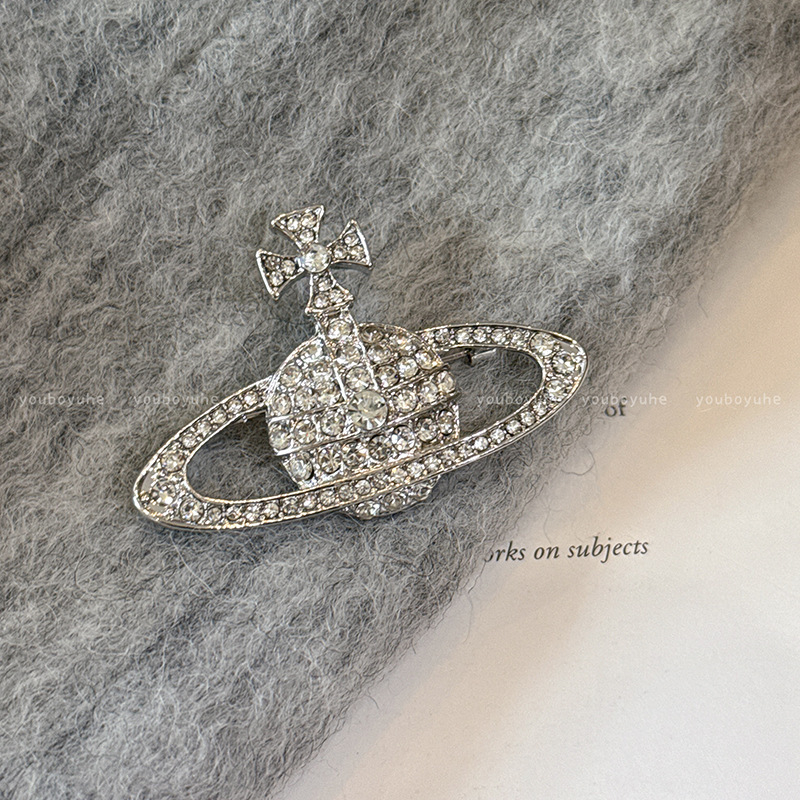 Saturnusz alakú brooch cirkóniával, teljes gyémánt ragyogás, klasszikus planéta dizájn pulóverhez