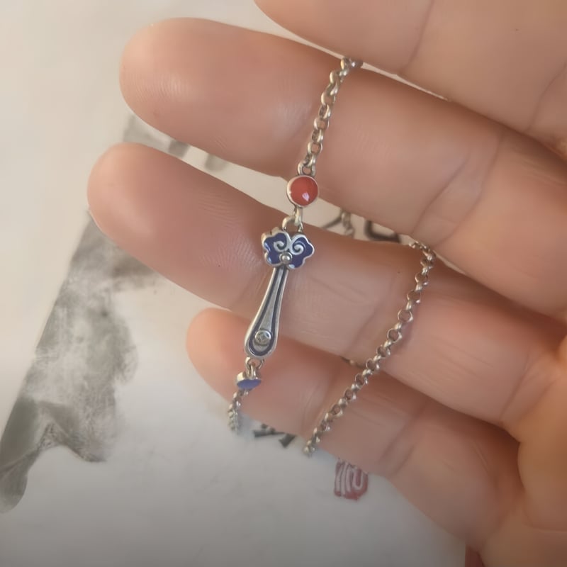 Nyitható reverbroche karp-lótusz motívummal, illatos tasakkal, vintage kivágott dizájn