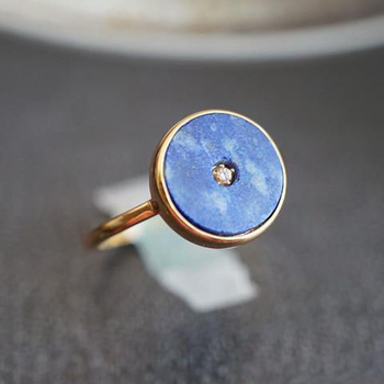 Réz gyűrű, műlapisz lazuli-val, fehér zirkóval, 925-ös ezüstbevonattal és aranyozással, vintage stílusú nőknek
