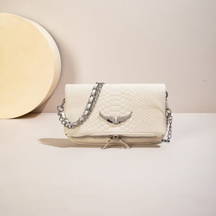 Női crossbody táska kígyó mintás szárnyakkal ZV, boríték-stílusú, 2026-os új modell, könnyű luxus láncos vállpánttal