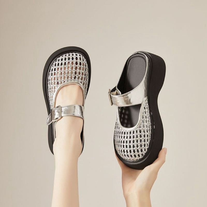 Mule feminin cu deget deschis, design perforat și respirabil, sandale slip-on cu toc gros, vară 2026