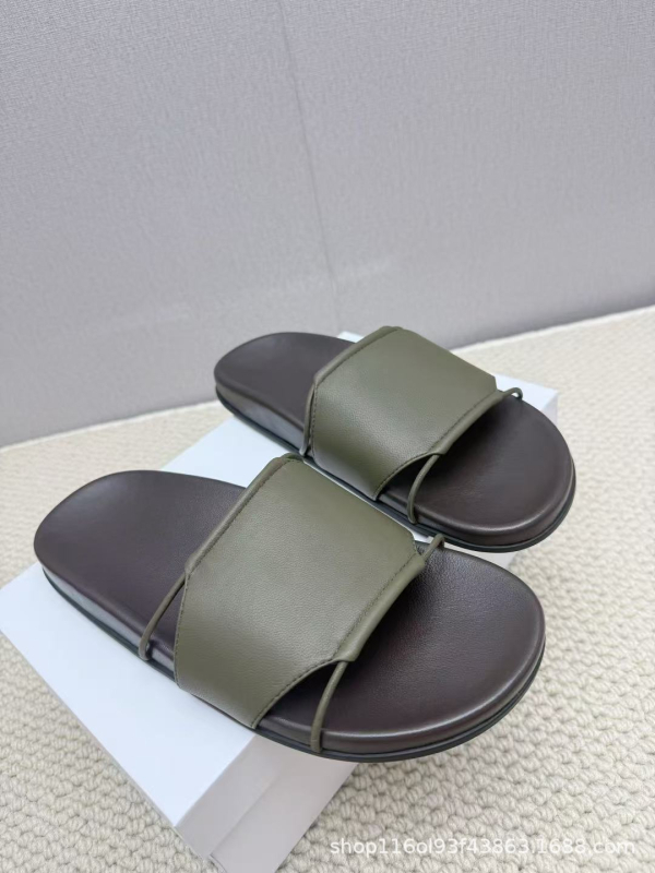 Női valódi bőrből készült lapos szandál, márka nélküli, minimalist stílus, kényelmes mindennapi viselet