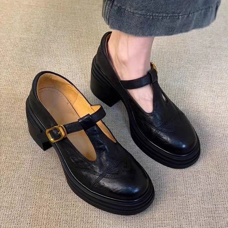 Női Mary Jane cipő kerek orral, vastag talppal, 3-5 cm középmagas sarok, T-alakú pánttal, vintage stílus, PU bőr