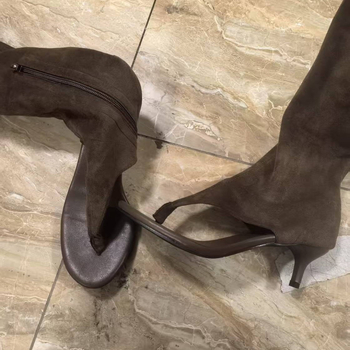 Cizme maro până la genunchi cu deget despărțit, pentru femei mici de înălțime, toc subțire, stil casual, cizme lungi și sandale