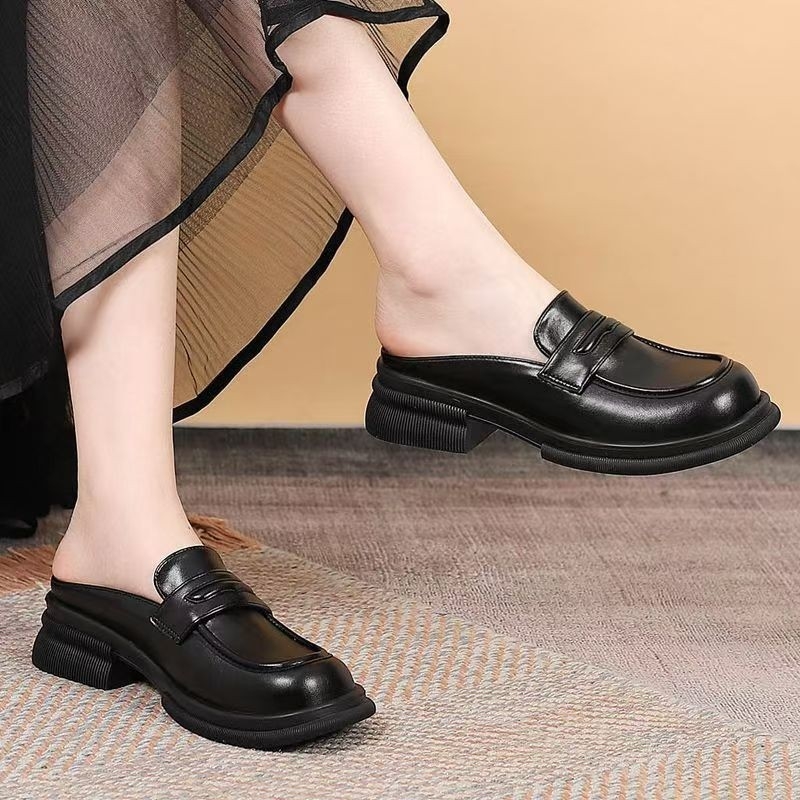 Női zárt orrú, hátsó rész nélküli slip-on mokaszín, vastag sarkú – 2026 új modell
