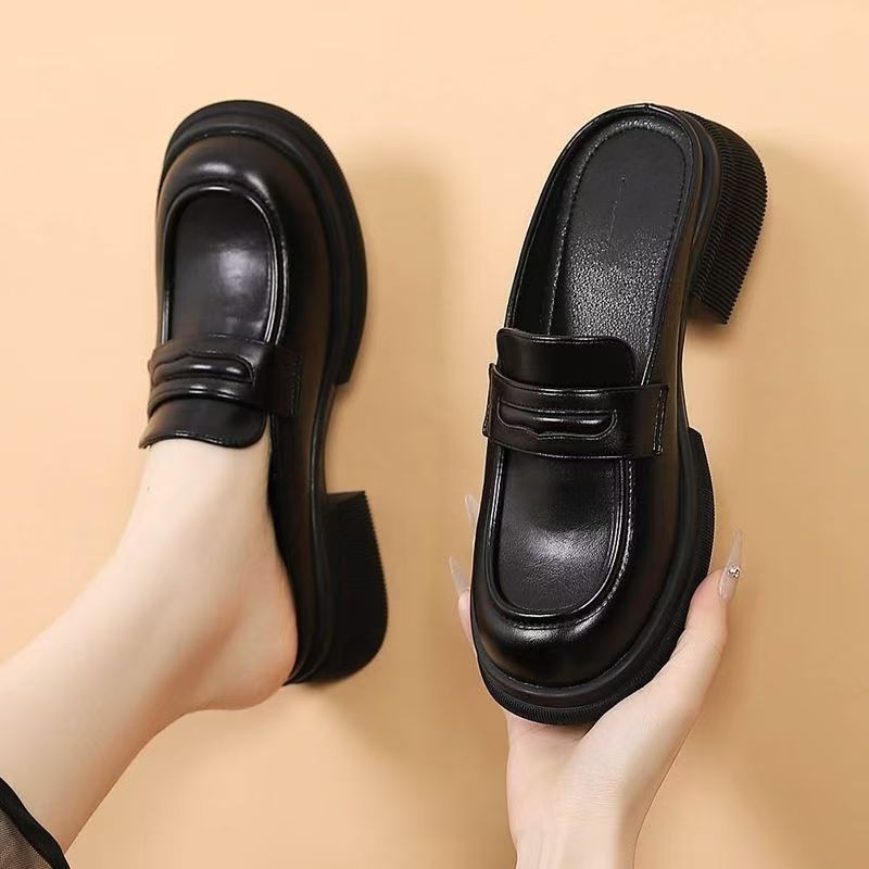Női zárt orrú, hátsó rész nélküli slip-on mokaszín, vastag sarkú – 2026 új modell