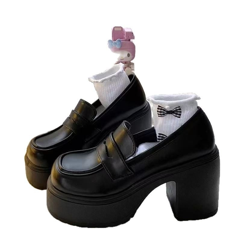 Ženske loafers 2026, debeli pet, britanski stil, slip-on, crne PU kože