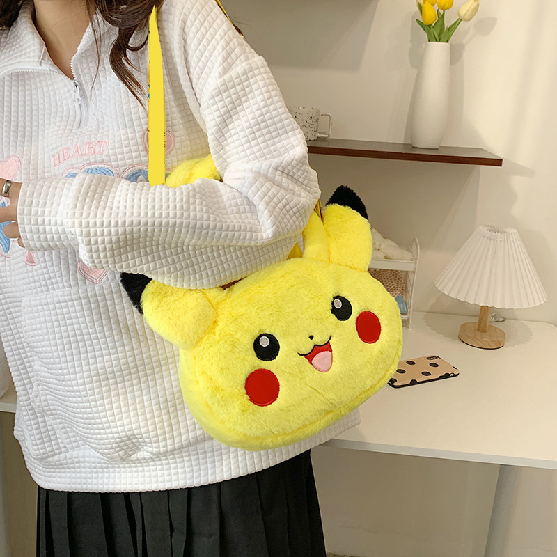 Női plüss crossbody táska Belle Picchu, aranyos kézitáska
