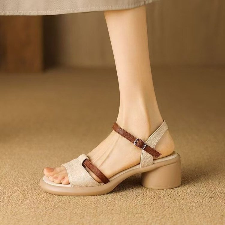 Női nyitott orrú római szandál francia stílusban, platform, középmagas sarok 3–5 cm, csattal