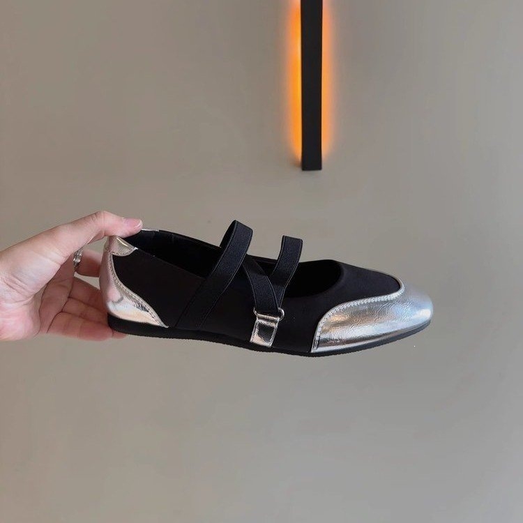 Női lapos cipő négyzetes orral, 2026 tavasz új modell, Mary Jane balerina gumis pánttal, ezüst