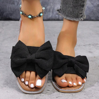 Női slip-on papucs masnival, textil felsőrész, négyzetes orr, lapos talp