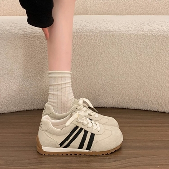 Női sportcipő vastag talppal, retro piros, koreai stílus, nyár 2026, kényelmes campus sneaker