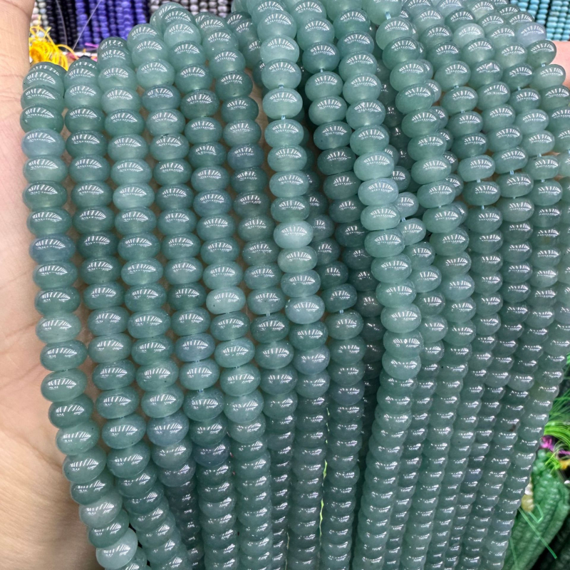 8 mm-es abakus gyöngyök Hetian jade chalcedonból, áttetsző víz-kék színben, DIY ékszerekhez — kerek gyöngyök