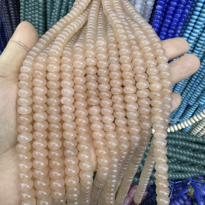8 mm-es abakus gyöngyök Hetian jade chalcedonból, áttetsző víz-kék színben, DIY ékszerekhez — kerek gyöngyök