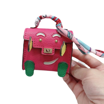 Kelly Doll táska – egyedi tok vezeték nélküli Bluetooth fülhallgatókhoz, mini luxus függő, női crossbody táska