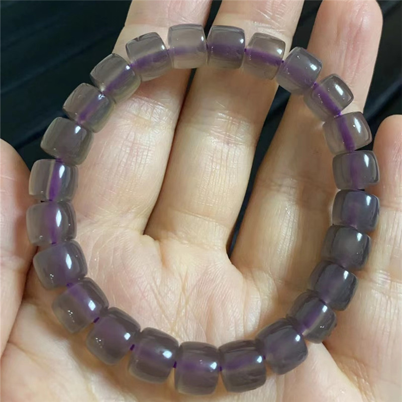 Természetes füstös-lila achát gyöngyökből készült karkötő, uniszex, minimalist stílus