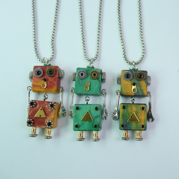 Fából készült robot Steampunk-stílusú DIY nyaklánc és kulcstartó