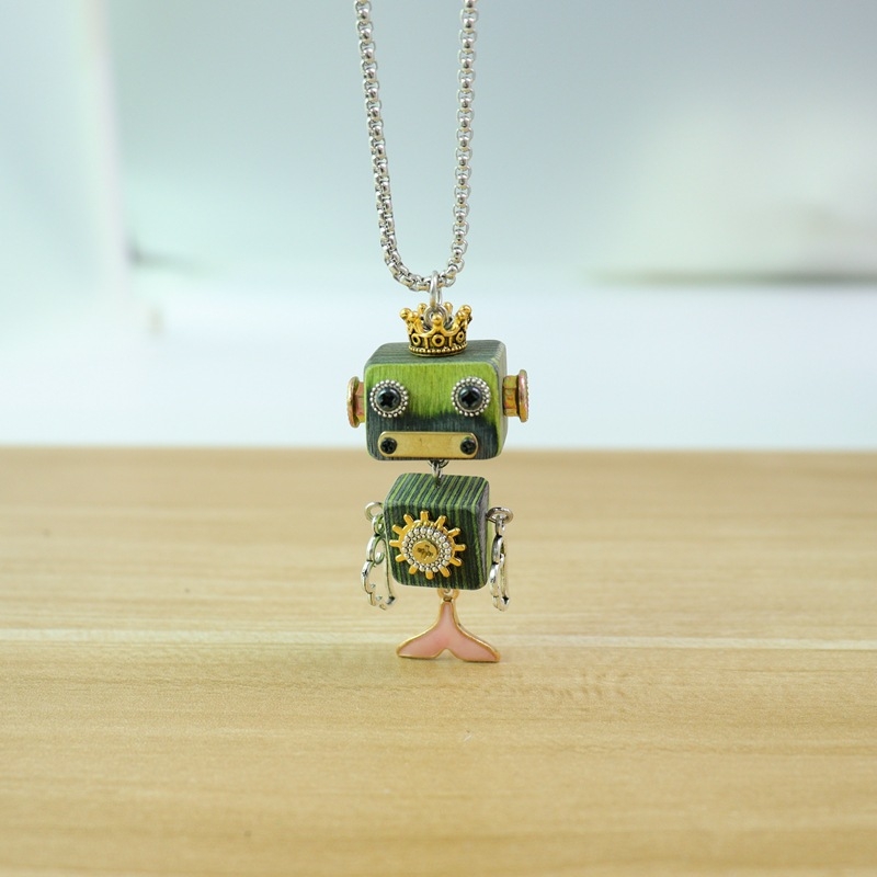 Fából készült robot Steampunk-stílusú DIY nyaklánc és kulcstartó