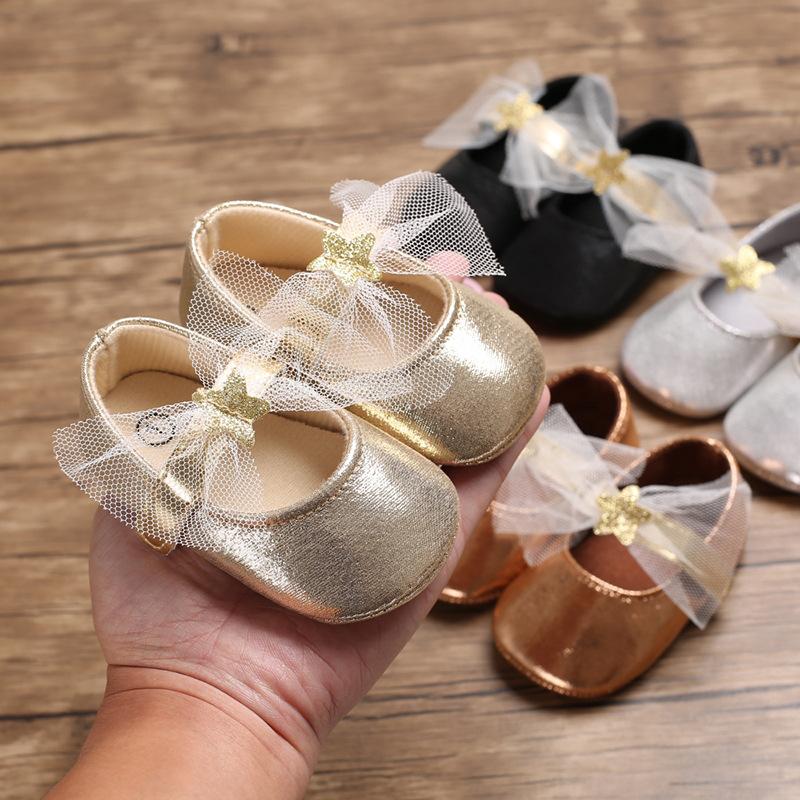 Baba hercegnő cipő 0–12 hónapos korig, PU puha talp, csipke és csillag díszítéssel, lányoknak