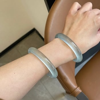 Kézzel készített világoszöld kvarcit karkötő jade színnel