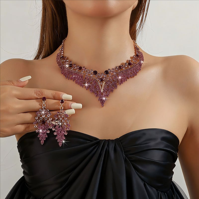 Set colier și cercei din aliaj – inspirație vintage, design rafinat pentru ținute de seară