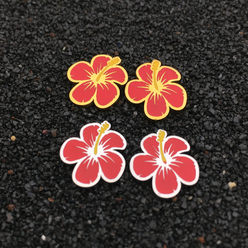 Hawaii-stílusú fülbevaló hibiszkusz virággal, rozsdamentes acélból, patinált felület